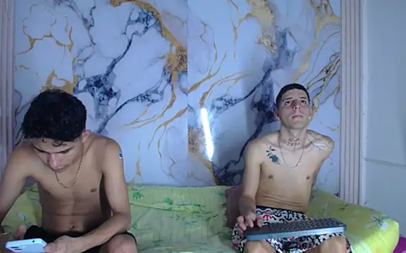 Snapshot of Damian_and_theo chatting on February 13, 2026, 7:10 pm Damian and theo online show from February 13, 2026, 7:10 pm