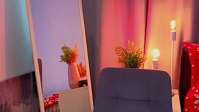 Leyla crsh online show from February 23, 2026, 5:27 am