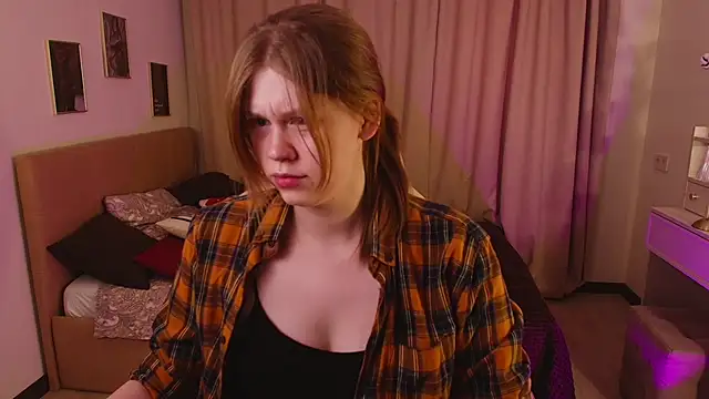 Snapshot of Alison_Doody chatting on January 8, 2026, 7:32 am Alison Doody online show from January 8, 2026, 7:32 am