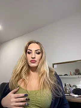 Snapshot of Mileriya chatting on February 14, 2026, 3:09 pm Mileriya online show from February 14, 2026, 3:09 pm