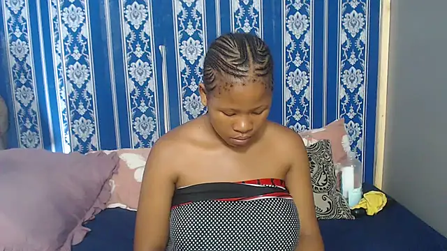 Snapshot of TemptingCloeXx chatting on January 16, 2026, 8:46 pm TemptingCloeXx online show from January 16, 2026, 8:46 pm