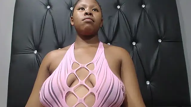 Snapshot of TemptingCloeXx chatting on February 25, 2026, 7:34 pm TemptingCloeXx online show from February 25, 2026, 7:34 pm