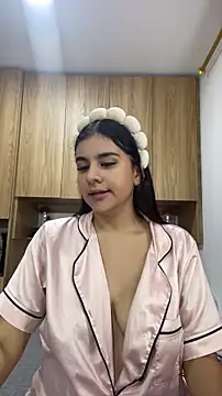 GabyFosterr14 online show from December 19, 2025, 2:02 pm