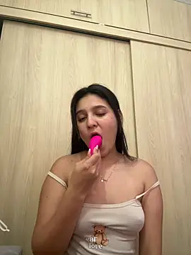 Snapshot of Camila_sanchez25 chatting on February 4, 2026, 9:42 pm Camila sanchez25 online show from February 4, 2026, 9:42 pm