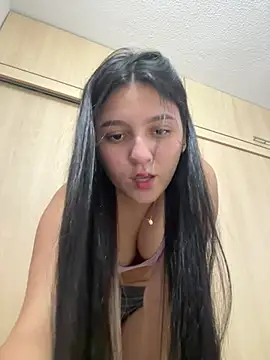 Snapshot of Camila_sanchez25 chatting on February 6, 2026, 9:29 pm Camila sanchez25 online show from February 6, 2026, 9:29 pm