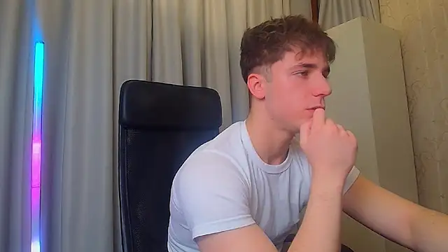 KellenWest online show from March 16, 2026, 5:44 am