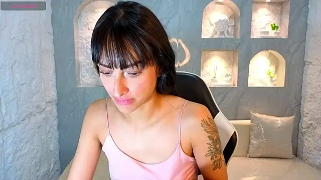 Tifany Tx online show from January 14, 2026, 12:55 pm