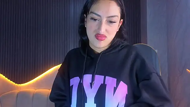 Tifany Tx online show from February 26, 2026, 12:26 pm