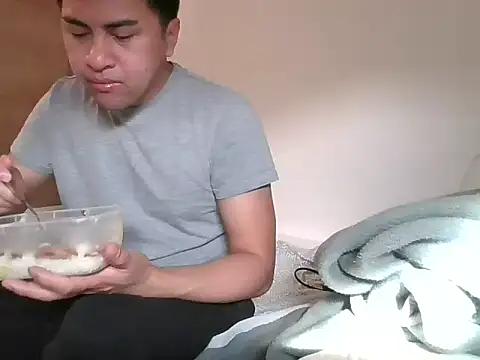 sweetpinoy2027 online show from February 23, 2026, 8:55 am