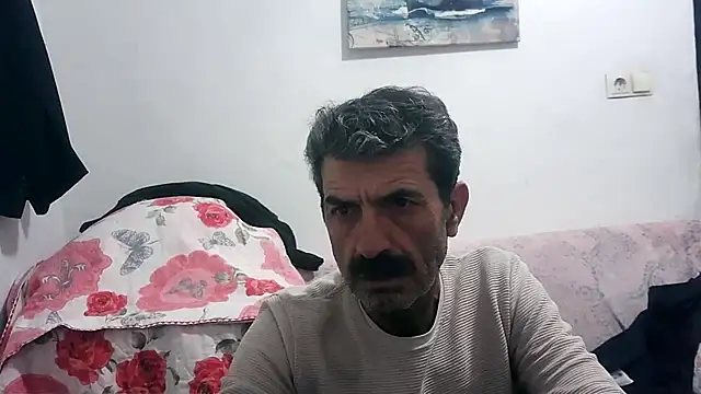 Snapshot of kobra21turki chatting on January 17, 2026, 5:49 pm kobra21turki online show from January 17, 2026, 5:49 pm