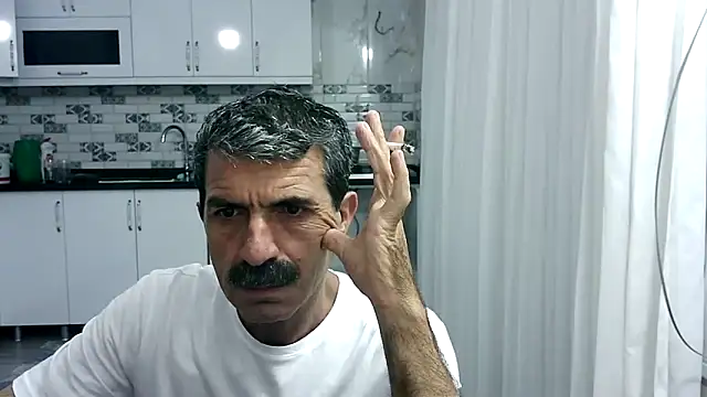 Snapshot of kobra21turki chatting on May 17, 2026, 11:01 pm kobra21turki online show from May 17, 2026, 11:01 pm