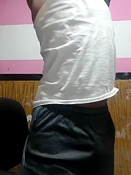 Snapshot of _alexzz1155_ chatting on January 14, 2026, 5:02 am alexzz1155 online show from January 14, 2026, 5:02 am