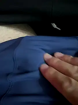 SnakyBolt online show from December 15, 2025, 10:58 pm