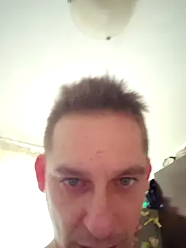 Snapshot of lsa_ chatting on December 19, 2025, 10:00 am lsa online show from December 19, 2025, 10:00 am