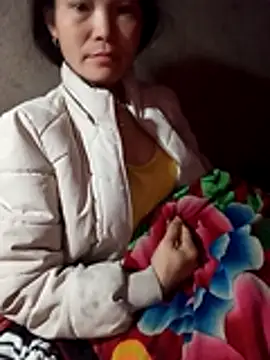 Snapshot of Girl_cutee chatting on January 5, 2026, 8:34 pm Girl cutee online show from January 5, 2026, 8:34 pm