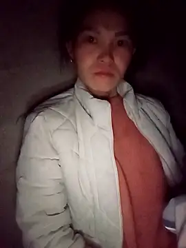 Snapshot of Girl_cutee chatting on January 7, 2026, 7:49 pm Girl cutee online show from January 7, 2026, 7:49 pm