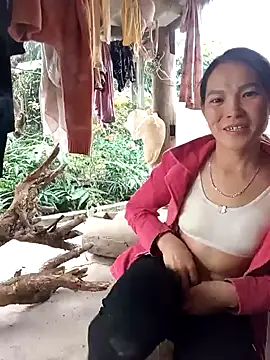 Snapshot of Girl_cutee chatting on January 14, 2026, 9:48 am Girl cutee online show from January 14, 2026, 9:48 am