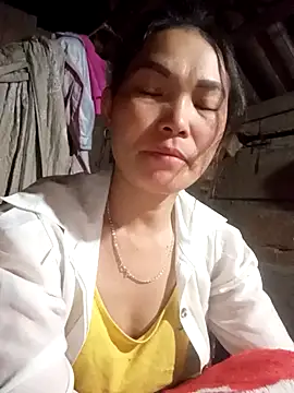 Girl cutee online show from February 17, 2026, 10:27 pm