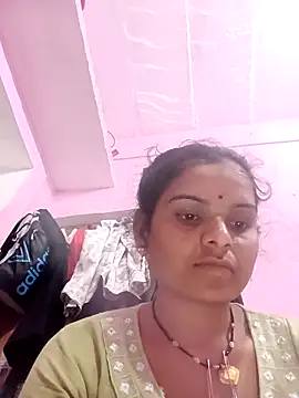 Snapshot of Uma_pande chatting on February 7, 2026, 11:36 am Uma pande online show from February 7, 2026, 11:36 am