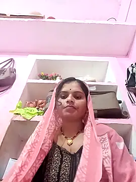 Snapshot of Uma_pande chatting on February 11, 2026, 3:50 pm Uma pande online show from February 11, 2026, 3:50 pm