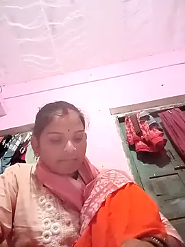 Snapshot of Uma_pande chatting on February 16, 2026, 3:08 pm Uma pande online show from February 16, 2026, 3:08 pm