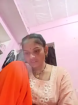 Snapshot of Uma_pande chatting on February 18, 2026, 11:06 am Uma pande online show from February 18, 2026, 11:06 am