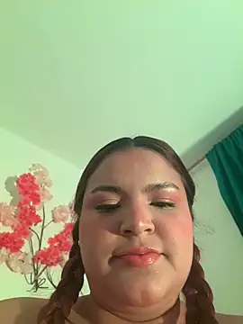 melanie hh1 online show from February 22, 2026, 5:51 am