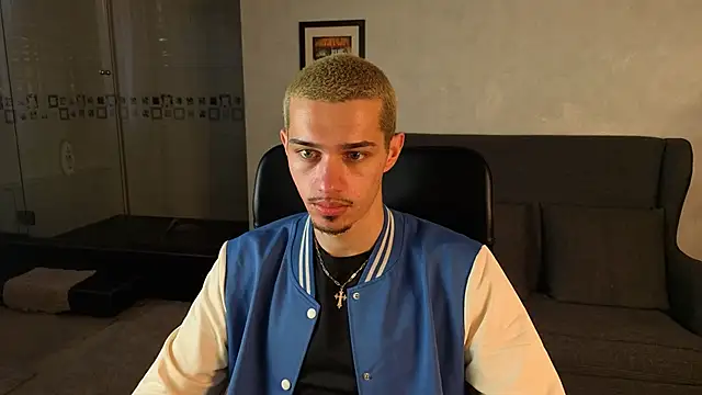 KaydenDrew online show from April 7, 2026, 4:13 am