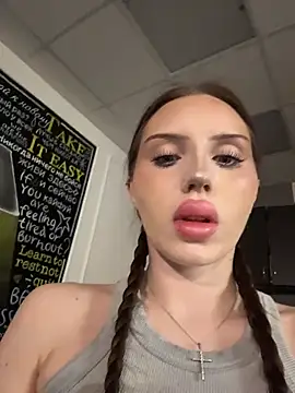 EfiMeyer online show from January 10, 2026, 4:14 am