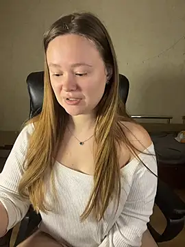 CaramelleSugarr online show from April 14, 2026, 7:20 pm