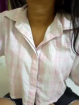 Geeta rani79 online show from March 25, 2026, 10:21 am