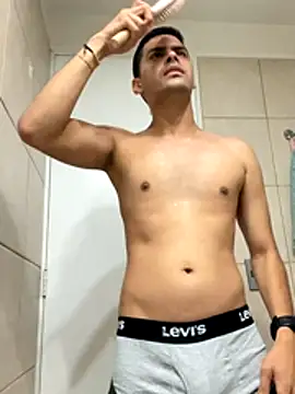 Snapshot of HotWhisper22 chatting on December 17, 2025, 2:06 am HotWhisper22 online show from December 17, 2025, 2:06 am