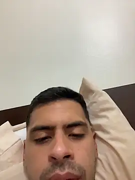 Snapshot of HotWhisper22 chatting on December 19, 2025, 3:57 am HotWhisper22 online show from December 19, 2025, 3:57 am