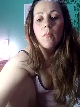 Snapshot of SofiEsteves chatting on December 21, 2025, 5:31 pm SofiEsteves online show from December 21, 2025, 5:31 pm