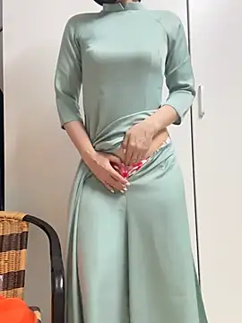 Snapshot of bi_biii chatting on April 5, 2026, 2:47 pm bi biii online show from April 5, 2026, 2:47 pm