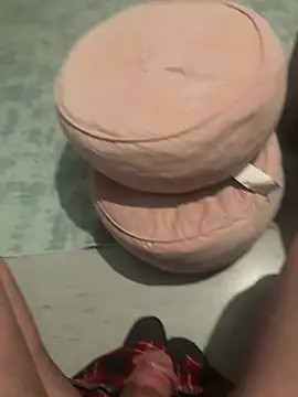 esmer baran44 online show from March 26, 2026, 9:09 pm