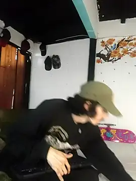 Snapshot of sk8-boy chatting on January 15, 2026, 1:26 pm sk8-boy online show from January 15, 2026, 1:26 pm