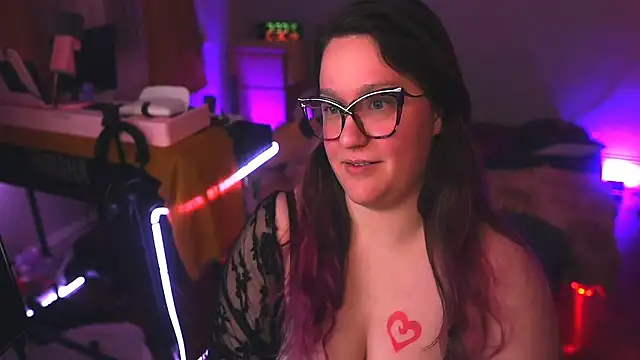 FireproofCuriousiteaze online show from April 9, 2026, 6:19 am