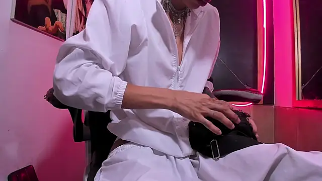 Snapshot of Daniel_Deluc77 chatting on December 23, 2025, 3:48 am Daniel Deluc77 online show from December 23, 2025, 3:48 am