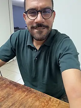 AdrianGarcia89 online show from May 21, 2026, 1:34 am