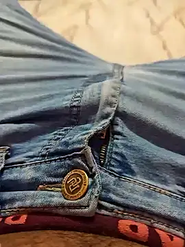 Snapshot of AqueousCrepe chatting on February 15, 2026, 12:36 pm AqueousCrepe online show from February 15, 2026, 12:36 pm