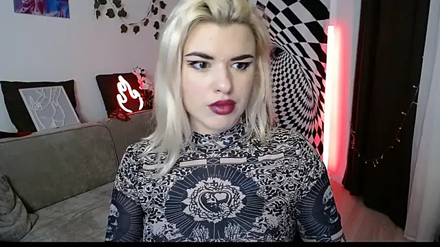 Ariana Saint online show from February 7, 2026, 8:12 pm