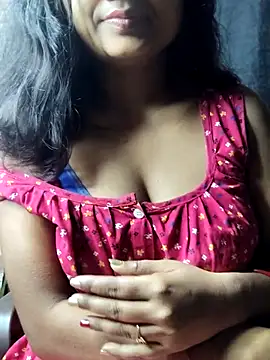 Snapshot of sweety-sexy2 chatting on December 20, 2025, 2:18 am sweety-sexy2 online show from December 20, 2025, 2:18 am