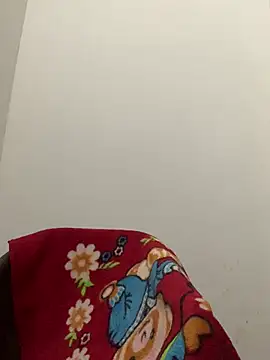 missmisha01 online show from February 16, 2026, 2:13 pm