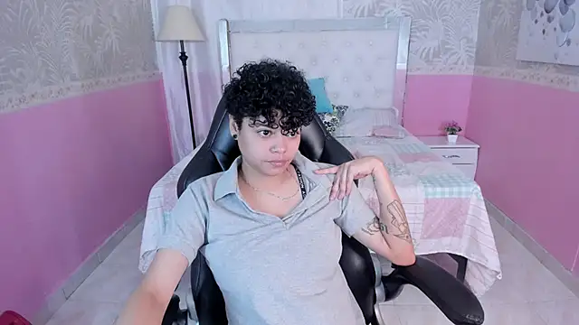 Sasha Venom online show from December 20, 2025, 1:40 pm