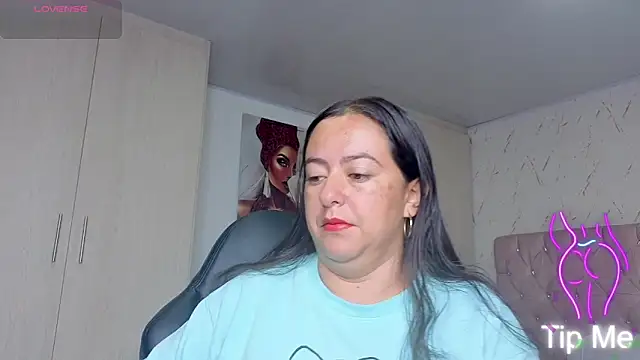 Snapshot of evelyn_harpeery chatting on February 7, 2026, 9:13 am evelyn harpeery online show from February 7, 2026, 9:13 am