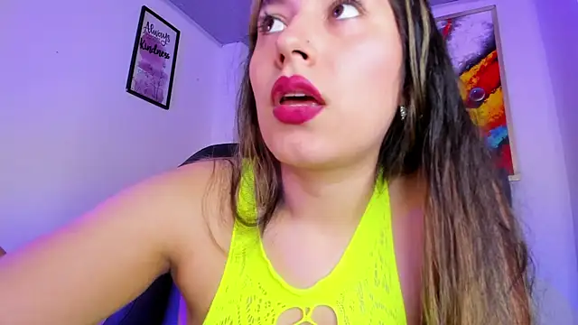 Violet Blazee online show from April 1, 2026, 5:19 am