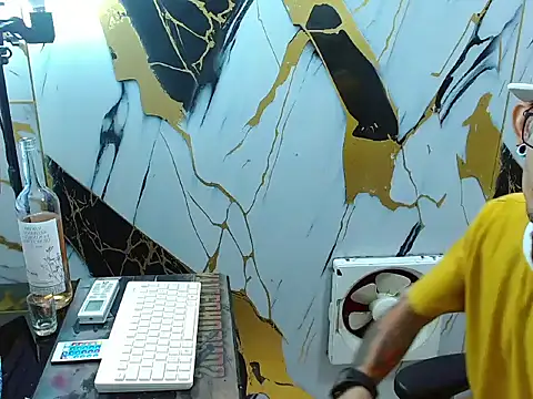 Boy tatto77 online show from March 23, 2026, 12:53 pm