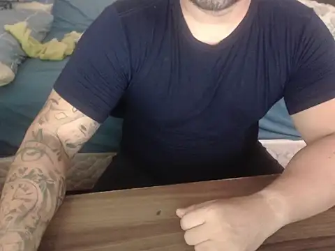 Snapshot of drlluis chatting on February 7, 2026, 5:16 pm drlluis online show from February 7, 2026, 5:16 pm