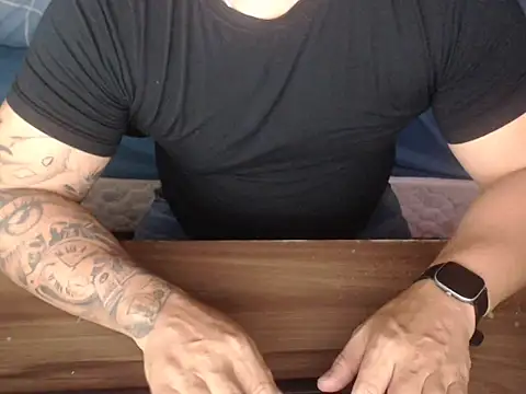 Snapshot of drlluis chatting on February 8, 2026, 4:54 pm drlluis online show from February 8, 2026, 4:54 pm